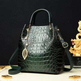 Stylish And Spacious Wo 'S Bucket with a Minimalist Crocodile Pattern, Perfect for Autumn And Winter, Can Be Used As a Hand Or.